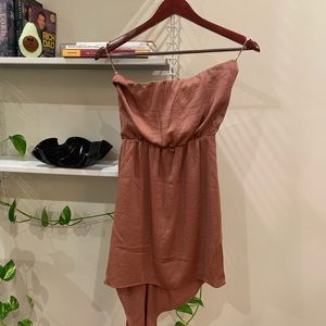 Asymmetrical Express strapless dress in mauve